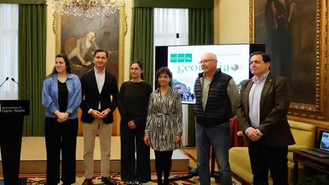 Los secretos geológicos de Gijón estarán al alcance de todos en el "Geoldía" Los secretos geológicos de Gijón estarán al alcance de todos en el "Geoldía"