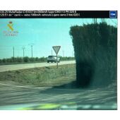 Vehículo que fue cazado con exceso de velocidad