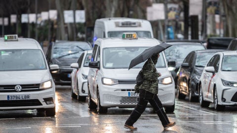Hasta cu&aacute;ndo va a seguir lloviendo: una nueva borrasca mantiene en alerta varias provincias