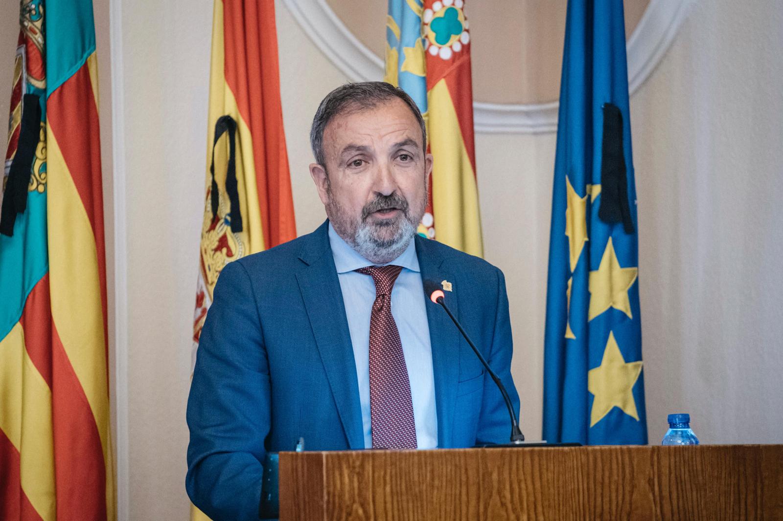 Redondo advierte a Compromís y estudia acciones legales por sus acusaciones al Plan de Empleo Redondo advierte a Compromís y estudia acciones legales por sus acusaciones al Plan de Empleo