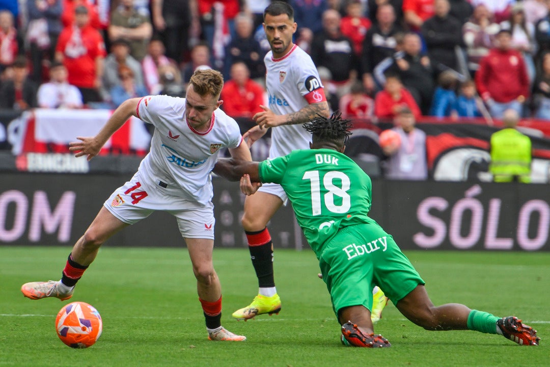 Sevilla y Leganés siguen metidos en problemas Sevilla y Leganés siguen metidos en problemas