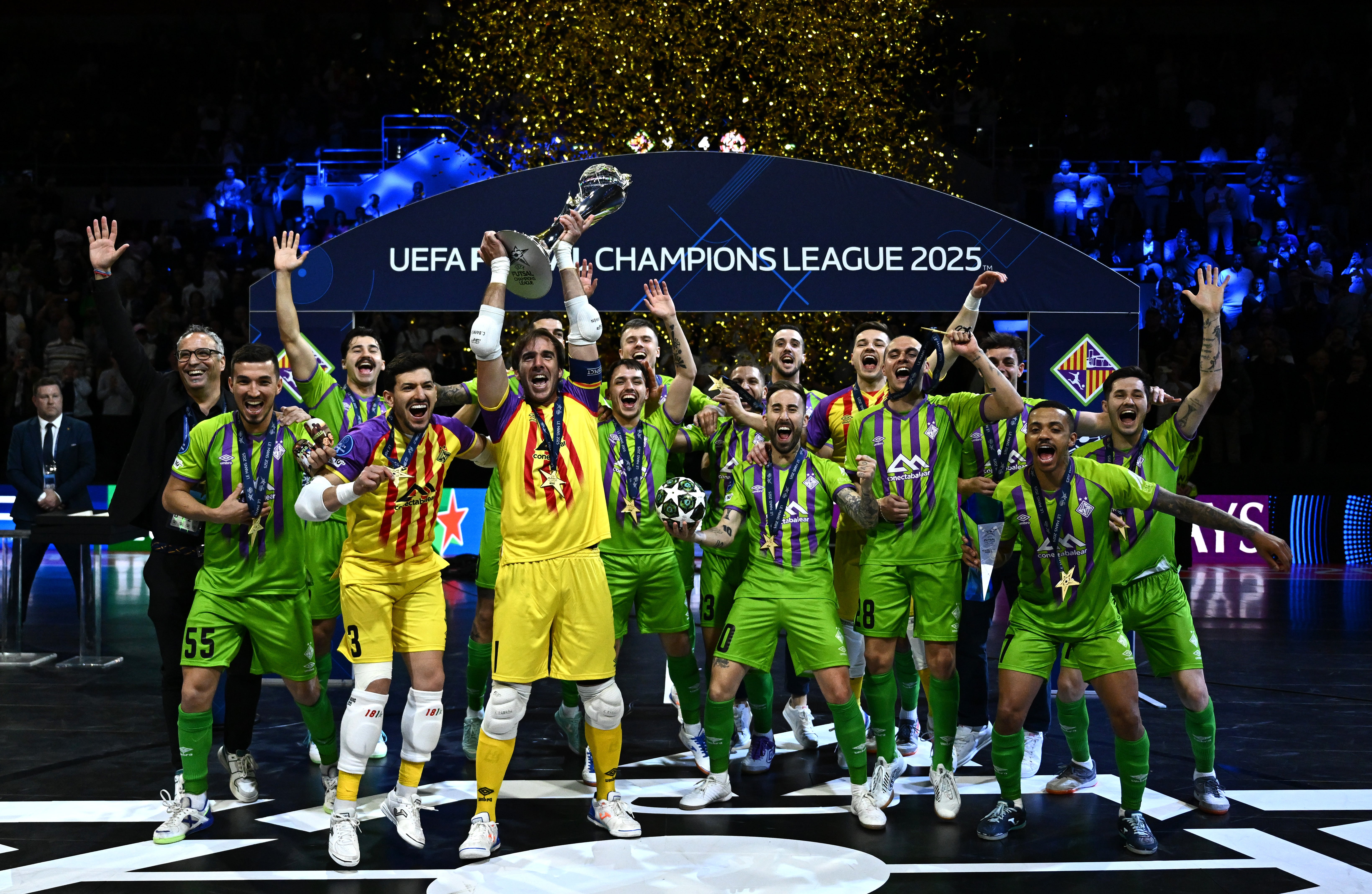 El Palma Futsal conquista su tercera Champions consecutiva El Palma Futsal conquista su tercera Champions consecutiva