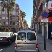 La mejora del transporte público, la apertura de aparcamientos disuasorios y la implantación de la 'zona azul' buscan la mejora del tráfico en Torrevieja 