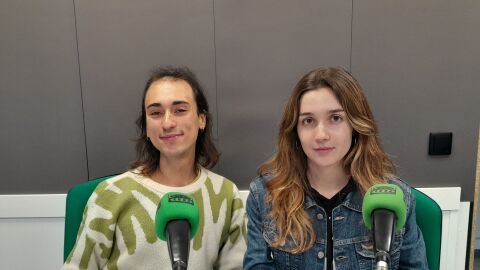 Diego Eloy Villa y Paula Exp&oacute;sito son dos de los alumnos que terminan sus estudios en la ESAD en 2025
