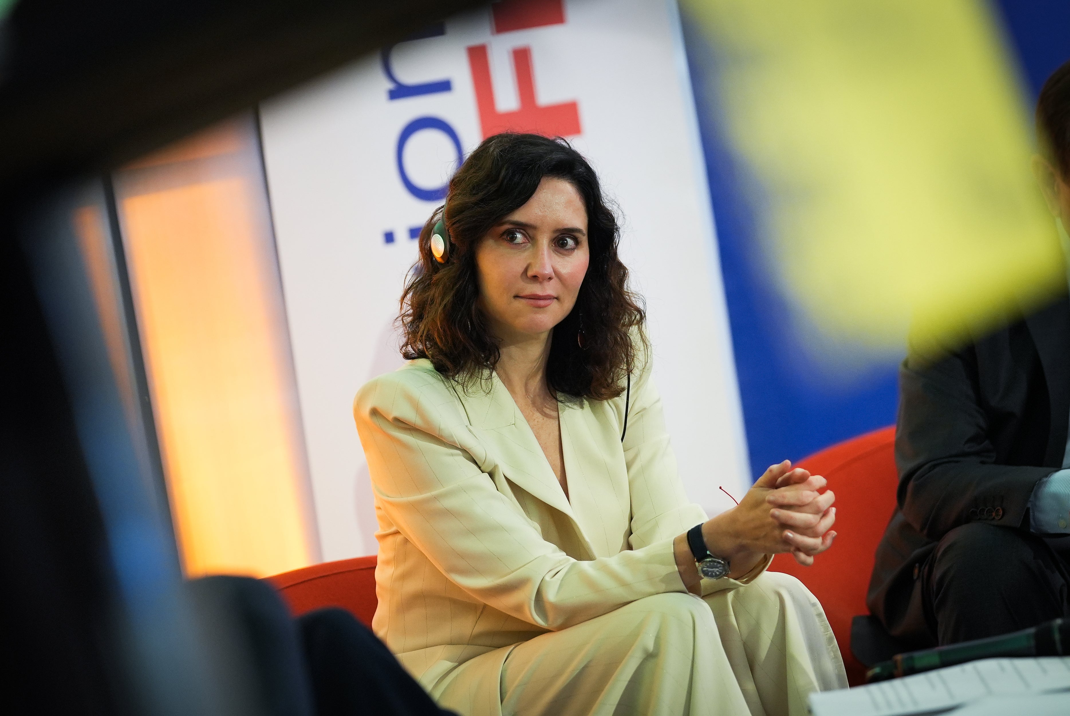 Ayuso respalda la energía nuclear y acusa a Sánchez de dejarse llevar por el sectarismo Ayuso respalda la energía nuclear y acusa a Sánchez de dejarse llevar por el sectarismo