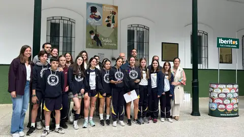 La Asociación GC Ayuda reconoce al Colegio Claret de Don Benito por su compromiso contra el acoso escolar La Asociación GC Ayuda reconoce al Colegio Claret de Don Benito por su compromiso contra el acoso escolar