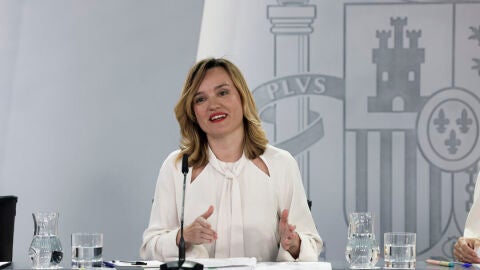 La ministra portavoz, Pilar Alegr&iacute;a, durante la rueda de prensa tras el Consejo de Ministros/ EFE/J.J. Guill&eacute;n