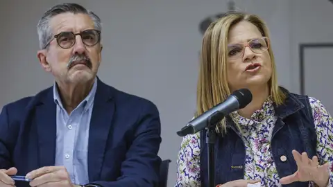 José María Ángel y Pilar Bernabé hacen balance de los seis meses de la DANA de València José María Ángel y Pilar Bernabé hacen balance de los seis meses de la DANA de València