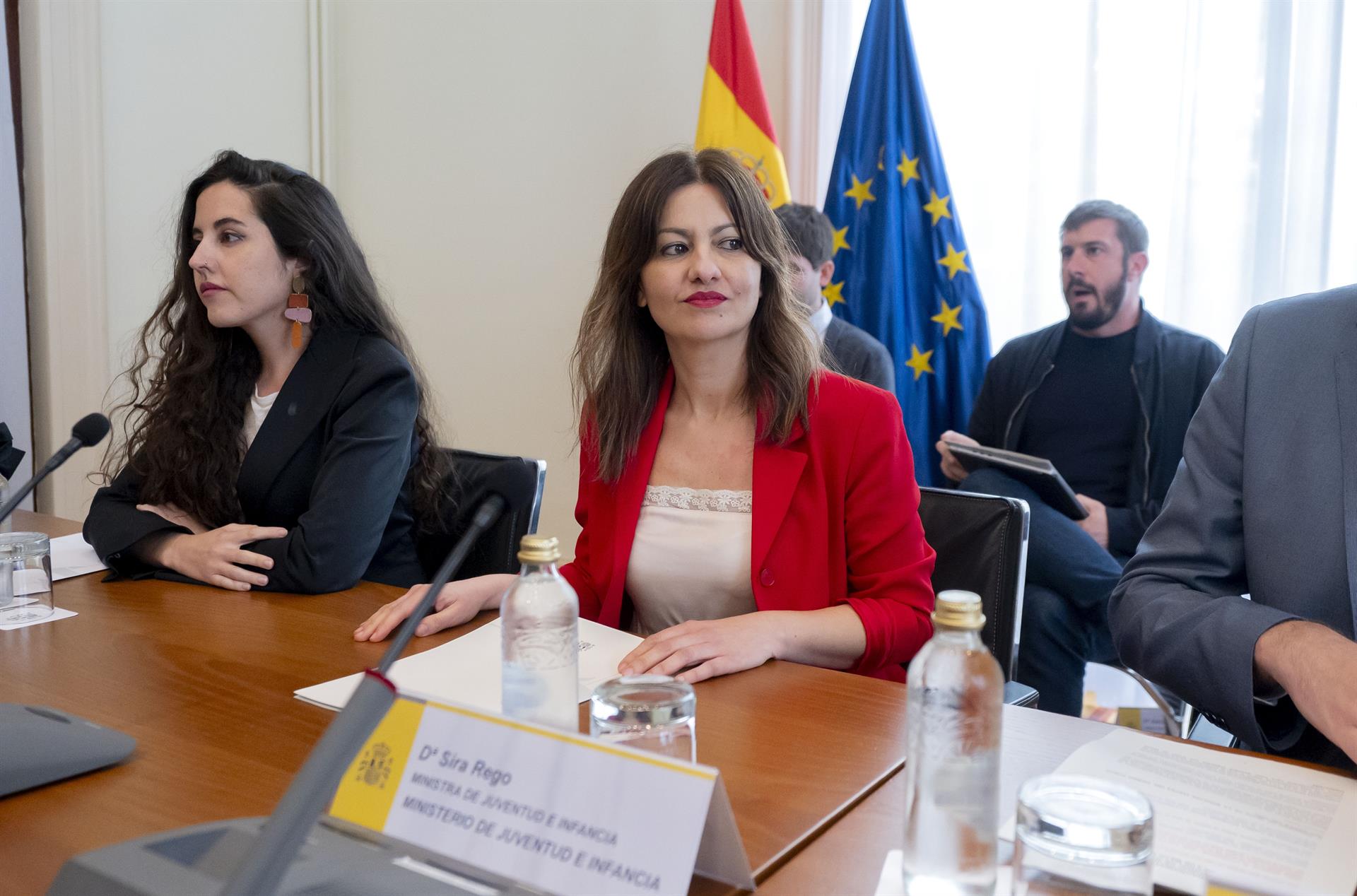 El Gobierno solicita de nuevo a las Comunidades Autónomas los datos de acogida de menores migrantes no acompañados El Gobierno solicita de nuevo a las Comunidades Autónomas los datos de acogida de menores migrantes no acompañados