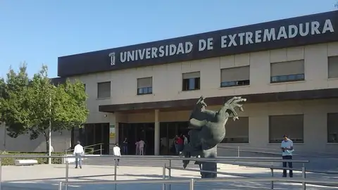 Universidad de Extremadura Universidad de Extremadura