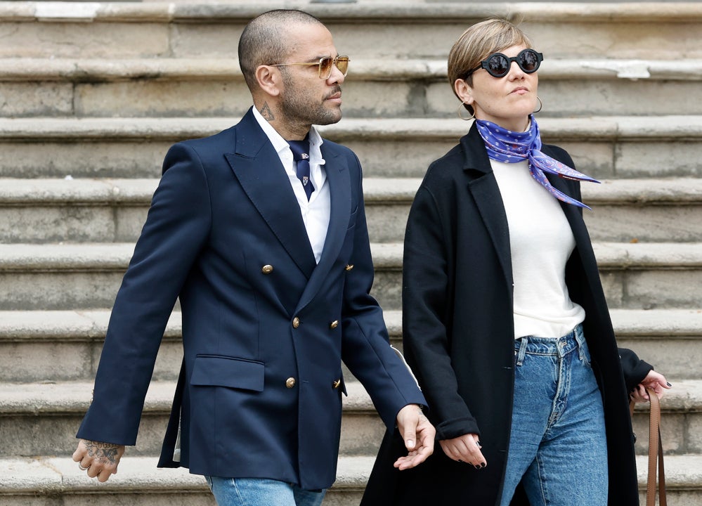 La Fiscalía recurre la absolución de Dani Alves: se ha "condenado moralmente" a la víctima La Fiscalía recurre la absolución de Dani Alves: se ha "condenado moralmente" a la víctima