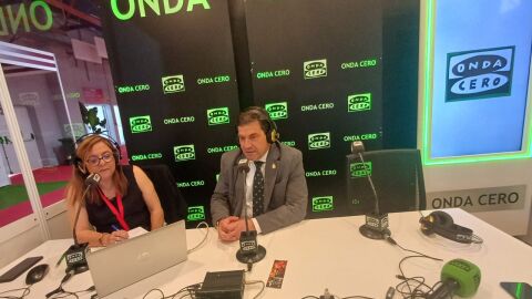 Miguel Ángel Valverde durante la entrevista en el stand que Onda Cero tiene en FENAVIN Miguel Ángel Valverde durante la entrevista en el stand que Onda Cero tiene en FENAVIN