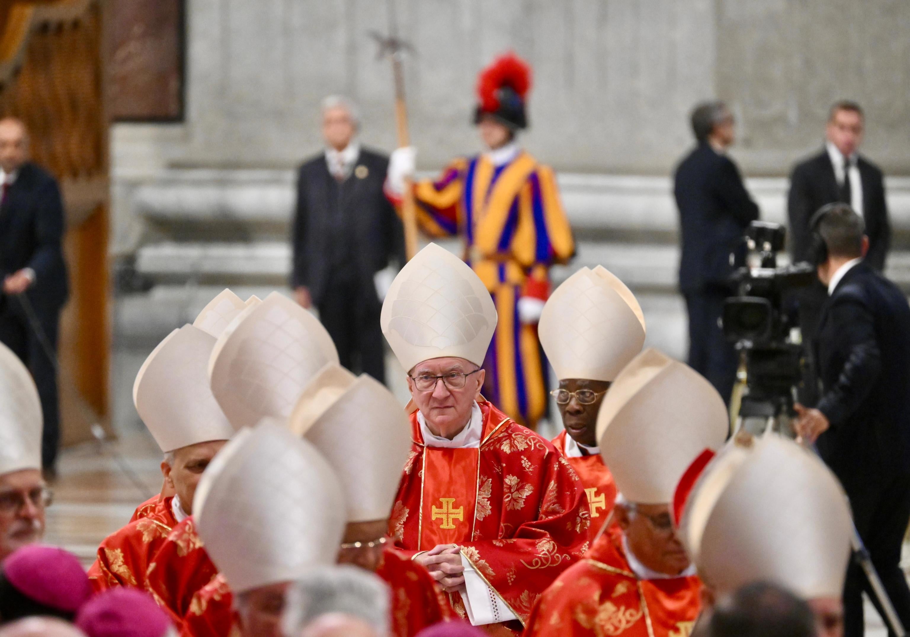 Los requisitos que debe cumplir el nuevo papa Los requisitos que debe cumplir el nuevo papa