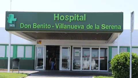 Dos jóvenes de 20 años heridos de diversa consideración tras un accidente de tráfico en Villanueva de la Serena Dos jóvenes de 20 años heridos de diversa consideración tras un accidente de tráfico en Villanueva de la Serena