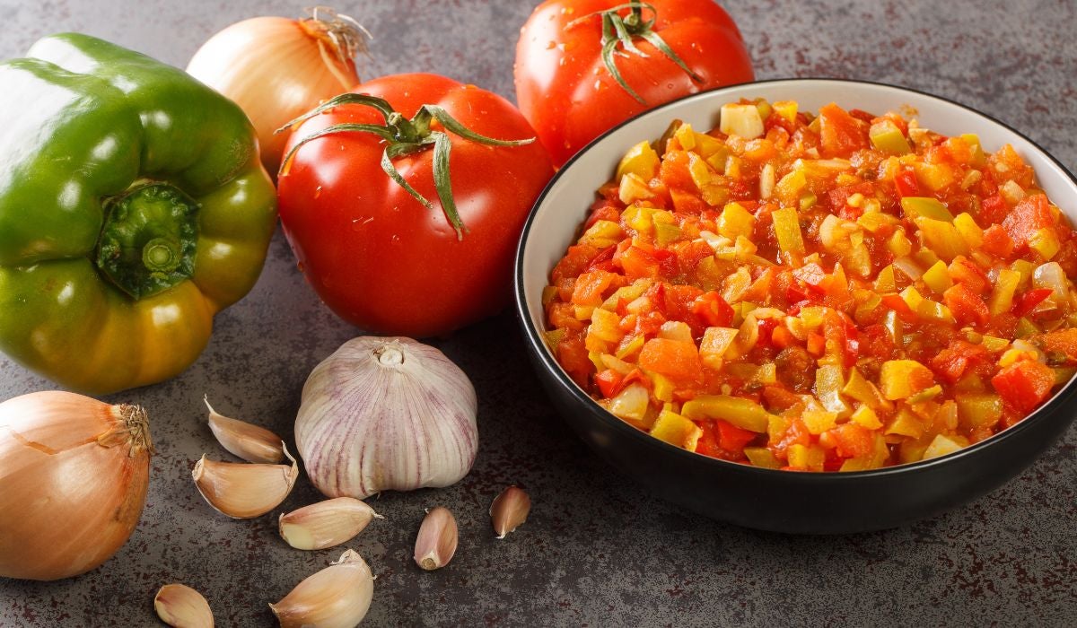 Un buen sofrito, indispensable en cualquier plato Un buen sofrito, indispensable en cualquier plato