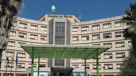 Tres heridos en dos accidentes laborales en Mérida y Badajoz este miércoles Tres heridos en dos accidentes laborales en Mérida y Badajoz este miércoles