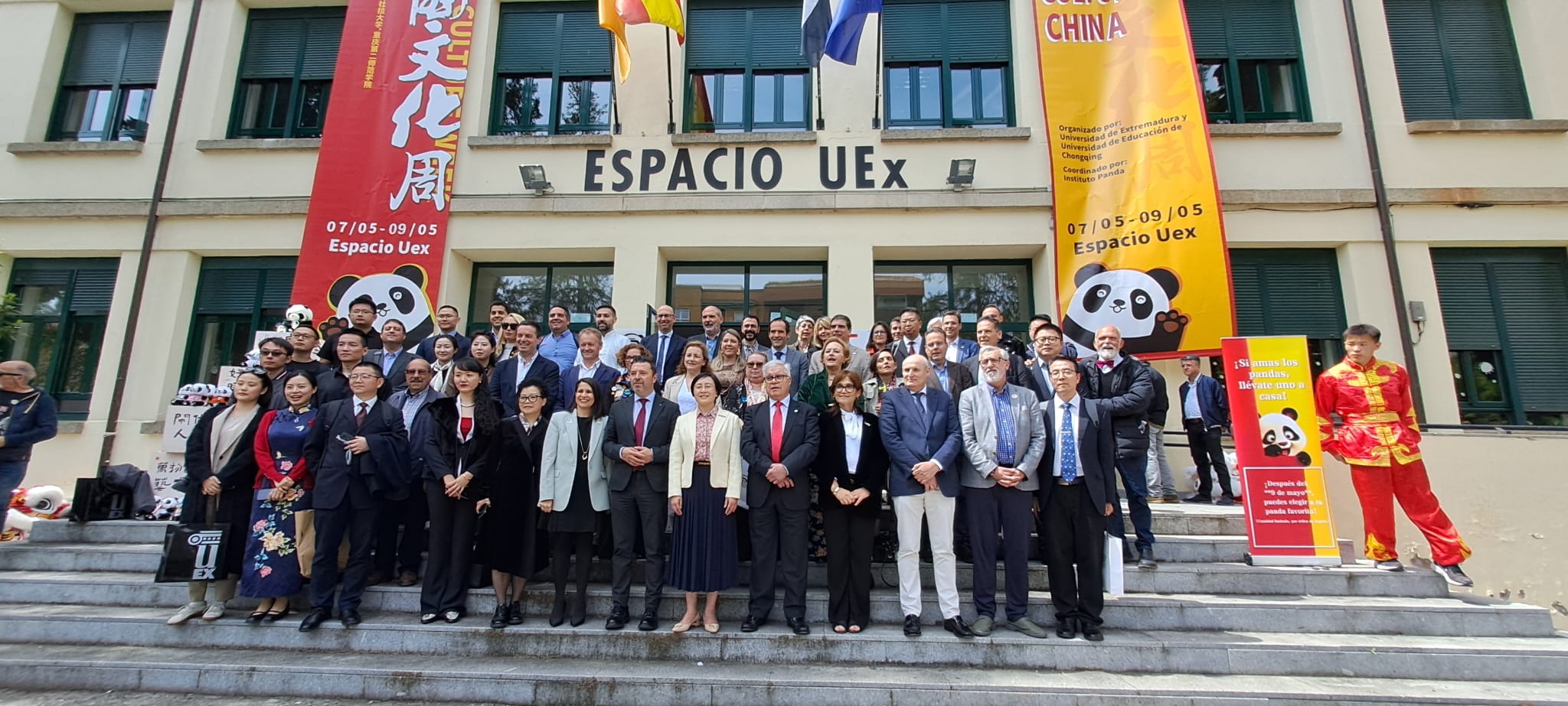 La Junta de Extremadura manifiesta su compromiso con la internacionalización de la UEx La Junta de Extremadura manifiesta su compromiso con la internacionalización de la UEx