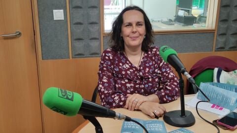 Co&ntilde;ecemos a programaci&oacute;n da XII Feira da Miniciencia que esta fin de semana se celebra en Pontevedra con Saleta Gonz&aacute;lez, responsable t&eacute;cnica. Hoxe vis&iacute;tanos acompa&ntilde;ada por Patricia Quintas, responsable da Unidade de Cultura Cient&iacute;fica da Delegaci&oacute;n do CSIC en Galicia.