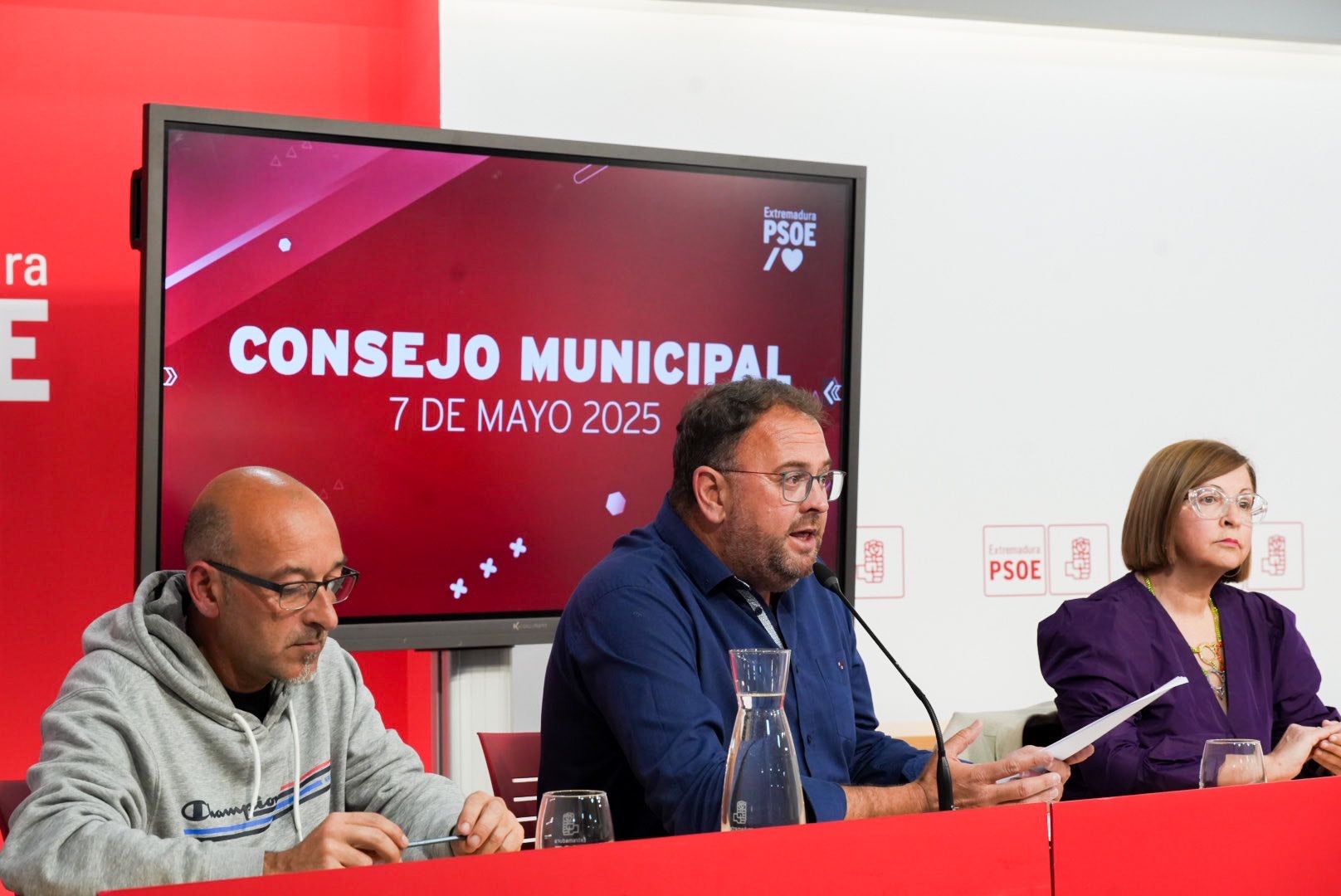 Los ayuntamientos gobernados por el PSOE renuncian al Plan de Respiro Familiar de Extremadura Los ayuntamientos gobernados por el PSOE renuncian al Plan de Respiro Familiar de Extremadura