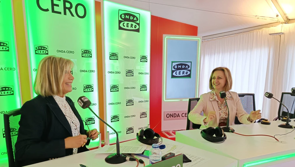 Julia Otero y la Dra. Andreea Ciudin Julia Otero y la Dra. Andreea Ciudin