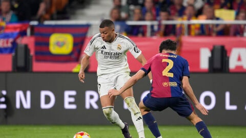 Kilyan Mbapp&eacute; y Pau Cubars&iacute; en la final de la Copa del Rey del 26 de abril de 2025