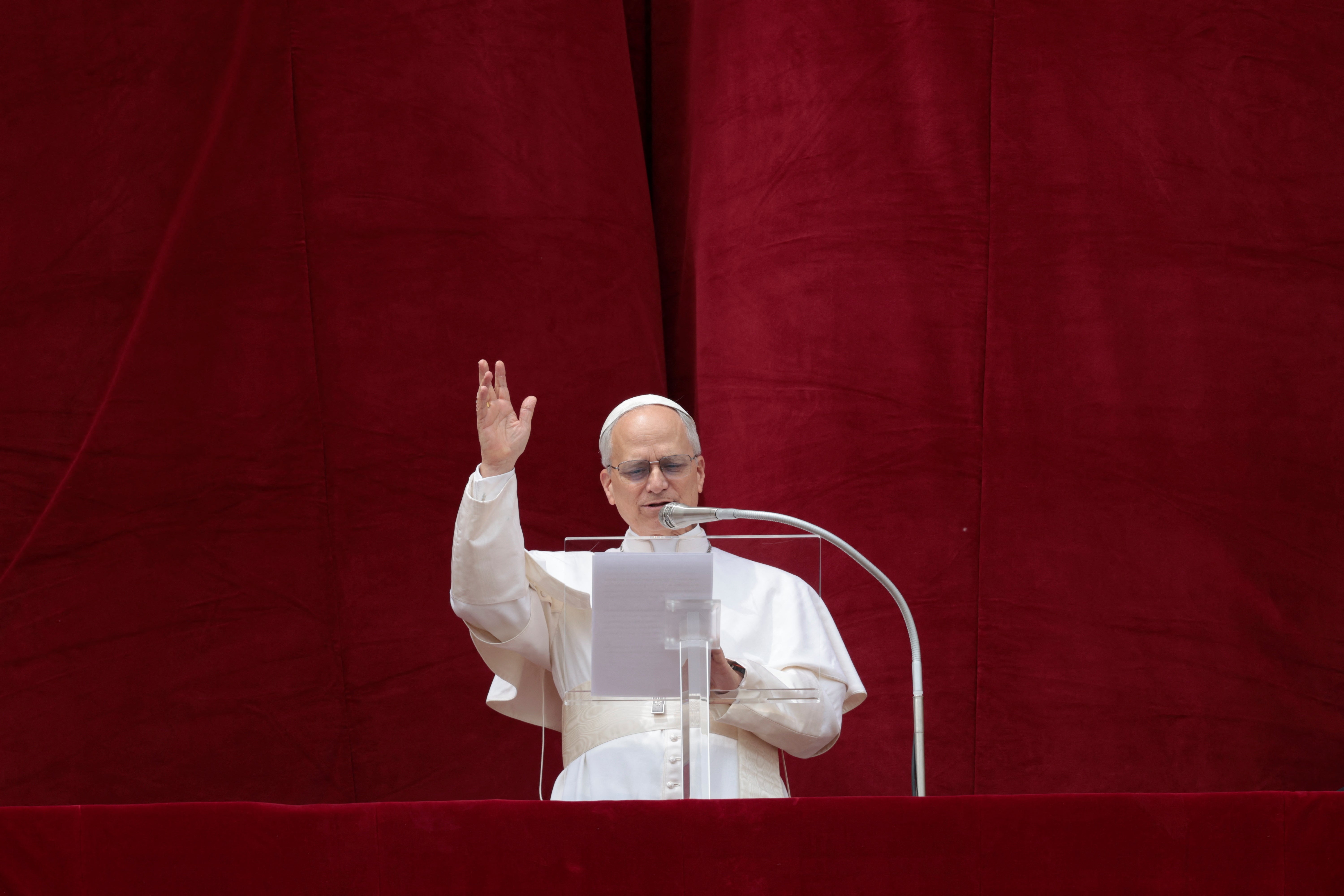 El papa León XIV pide "que no vuelva a haber guerras", así como "una paz justa y duradera para Ucrania" El papa León XIV pide "que no vuelva a haber guerras", así como "una paz justa y duradera para Ucrania"