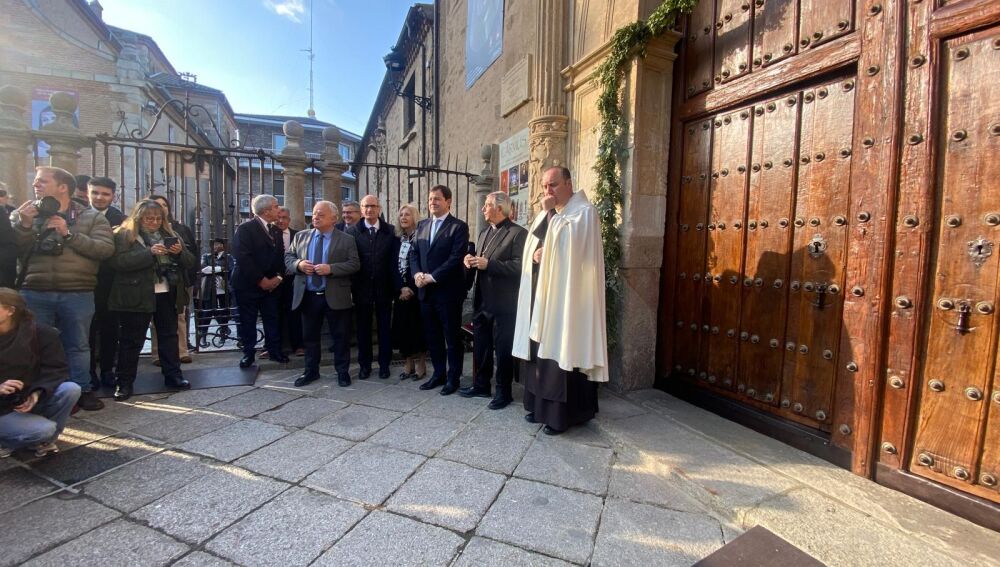 Acto de apertura de las puertas