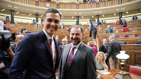 Pedro Sánchez junto a Jose Luis Ábalos Pedro Sánchez junto a Jose Luis Ábalos