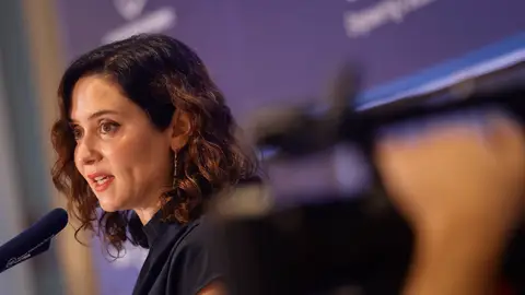 Ayuso ve necesario "acelerar" el Congreso Nacional del PP Ayuso ve necesario "acelerar" el Congreso Nacional del PP