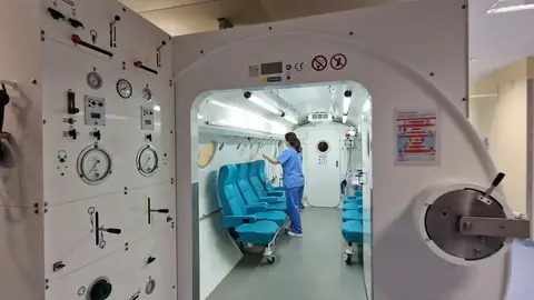 Entra en funcionamiento la cámara hiperbárica del Hospital Provincial Entra en funcionamiento la cámara hiperbárica del Hospital Provincial
