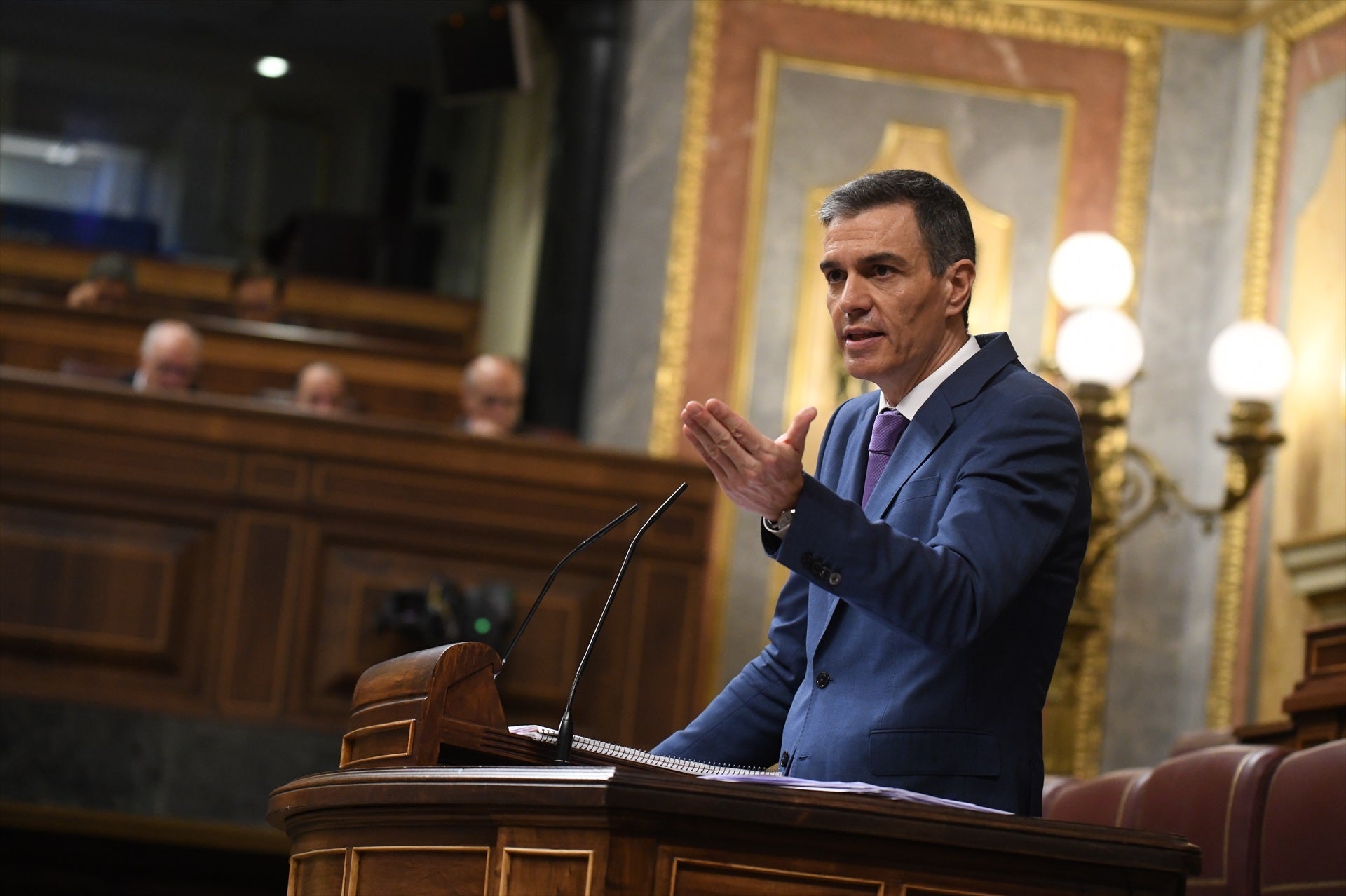 Cuando Pedro Sánchez pedía la dimisión de Rajoy por escribir a Bárcenas: "Soy un político limpio" Cuando Pedro Sánchez pedía la dimisión de Rajoy por escribir a Bárcenas: "Soy un político limpio"