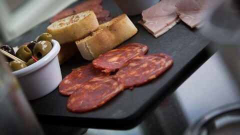 Los alimentos que los médicos recomiendan evitar después de los 40
