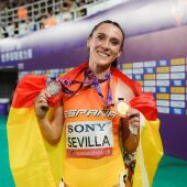 Paula Sevilla, tras ganar las dos medallas en el Mundial de Relevos