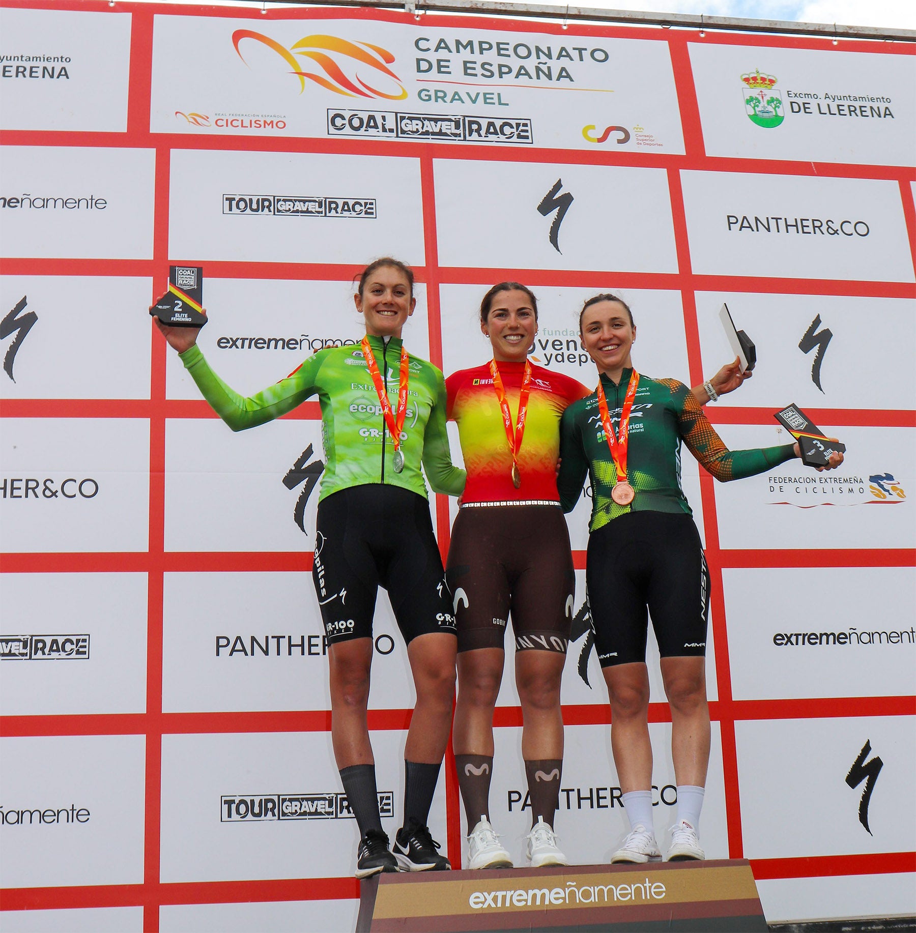 Natalia Fischer (Extremadura-Ecopilas) subcampeona de España absoluta de gravel y medalla de plata Natalia Fischer (Extremadura-Ecopilas) subcampeona de España absoluta de gravel y medalla de plata