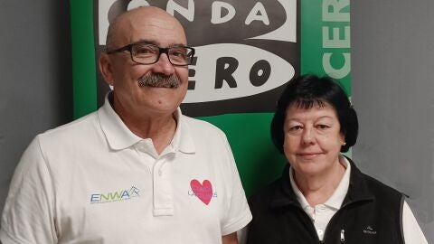 Jos&eacute; Manuel Veiga y Luc&iacute;a Castillo, instructores de la nueva Escuela de Marcha N&oacute;rdica de Alcal&aacute; de Henares