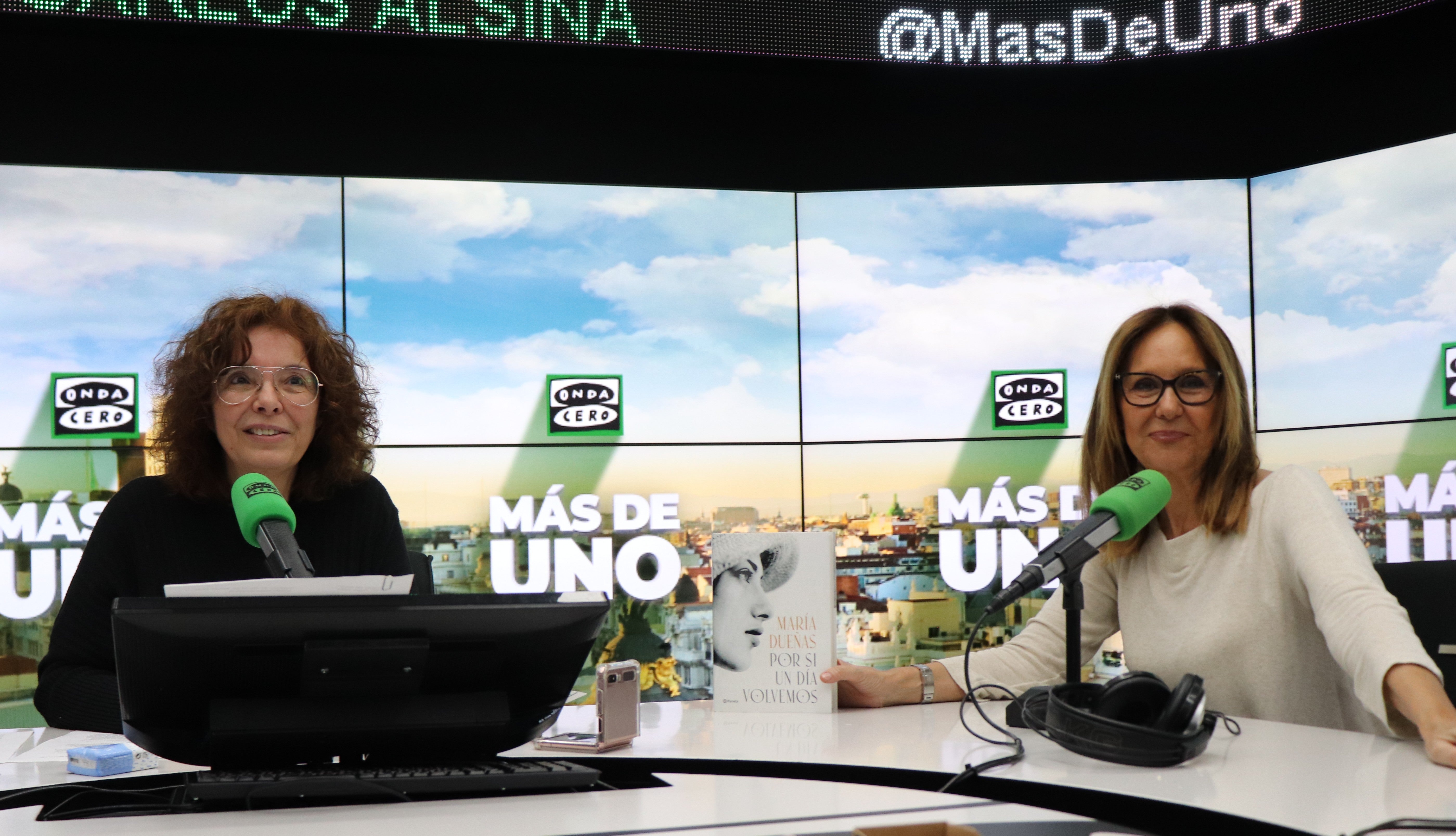 María Dueñas sobre su novela 'Por si un día volvemos': "Esta historia ha caído en el olvido" María Dueñas sobre su novela 'Por si un día volvemos': "Esta historia ha caído en el olvido"