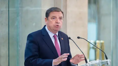 El Gobierno recela del acuerdo entre China y Estados Unidos y mantiene su estrategia de tolerancia cero con los aranceles El Gobierno recela del acuerdo entre China y Estados Unidos y mantiene su estrategia de tolerancia cero con los aranceles