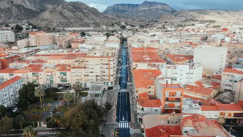 Vista aérea de la calle Alfonso XIII de Elda. Vista aérea de la calle Alfonso XIII de Elda.
