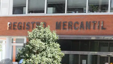 La creación de empresas baja un 1,7% en marzo en Extremadura en tasa interanual La creación de empresas baja un 1,7% en marzo en Extremadura en tasa interanual