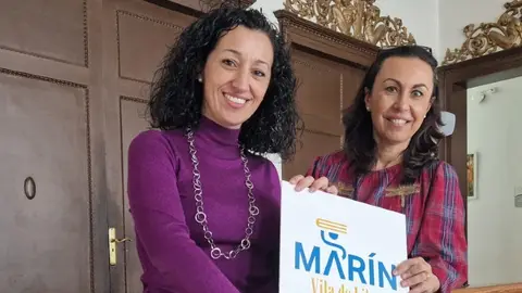 Marín vila do Libro A alcaldesa de Marín, María Ramallo e a concelleira de Cultura na presentación do cartaz