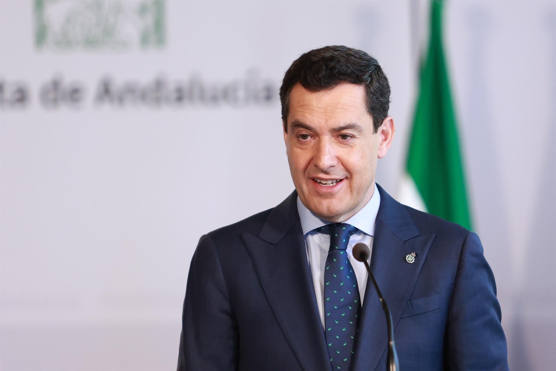 Moreno denunciaría la filtración de mensajes y no ve como "conversaciones privadas al uso" las de Sánchez y Ábalos Moreno denunciaría la filtración de mensajes y no ve como "conversaciones privadas al uso" las de Sánchez y Ábalos