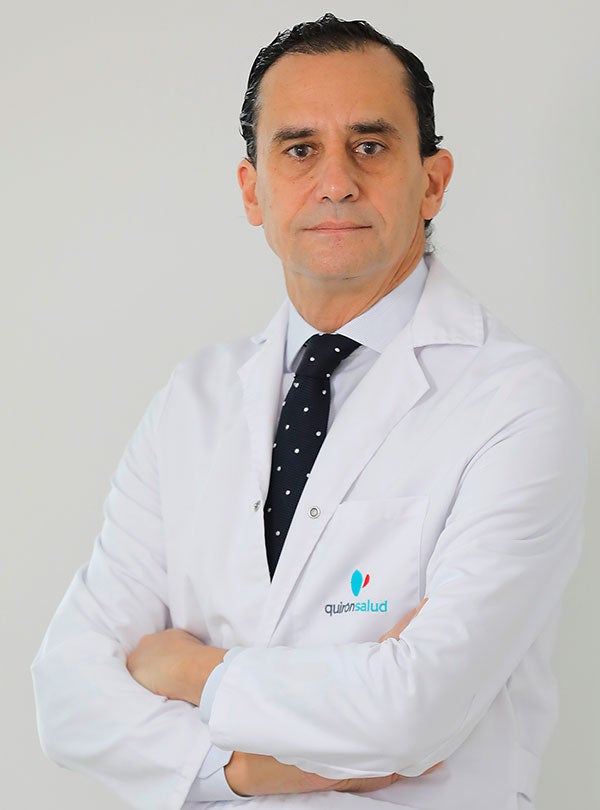 El doctor Salvador Morales, distinguido con la Medalla de la Ciudad de Sevilla 2025 El doctor Salvador Morales, distinguido con la Medalla de la Ciudad de Sevilla 2025