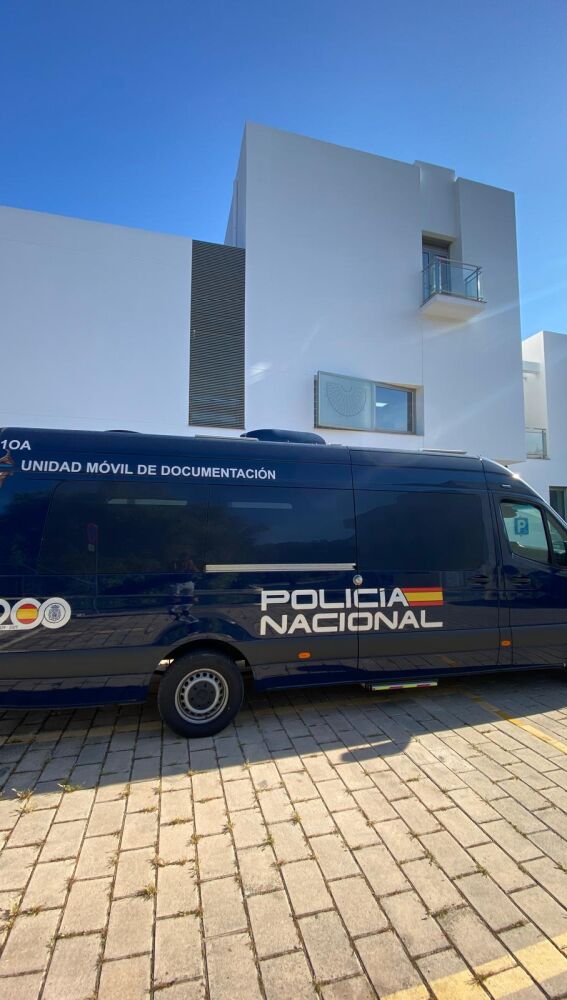 La unidad movil de documentación de la Policía Nacional estará una vez al mes en Sant Joan de Labritja