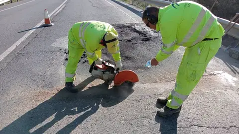 El Gobierno licitará obras de conservación en carreteras de Sevilla por 32,2 millones El Gobierno licitará obras de conservación en carreteras de Sevilla por 32,2 millones