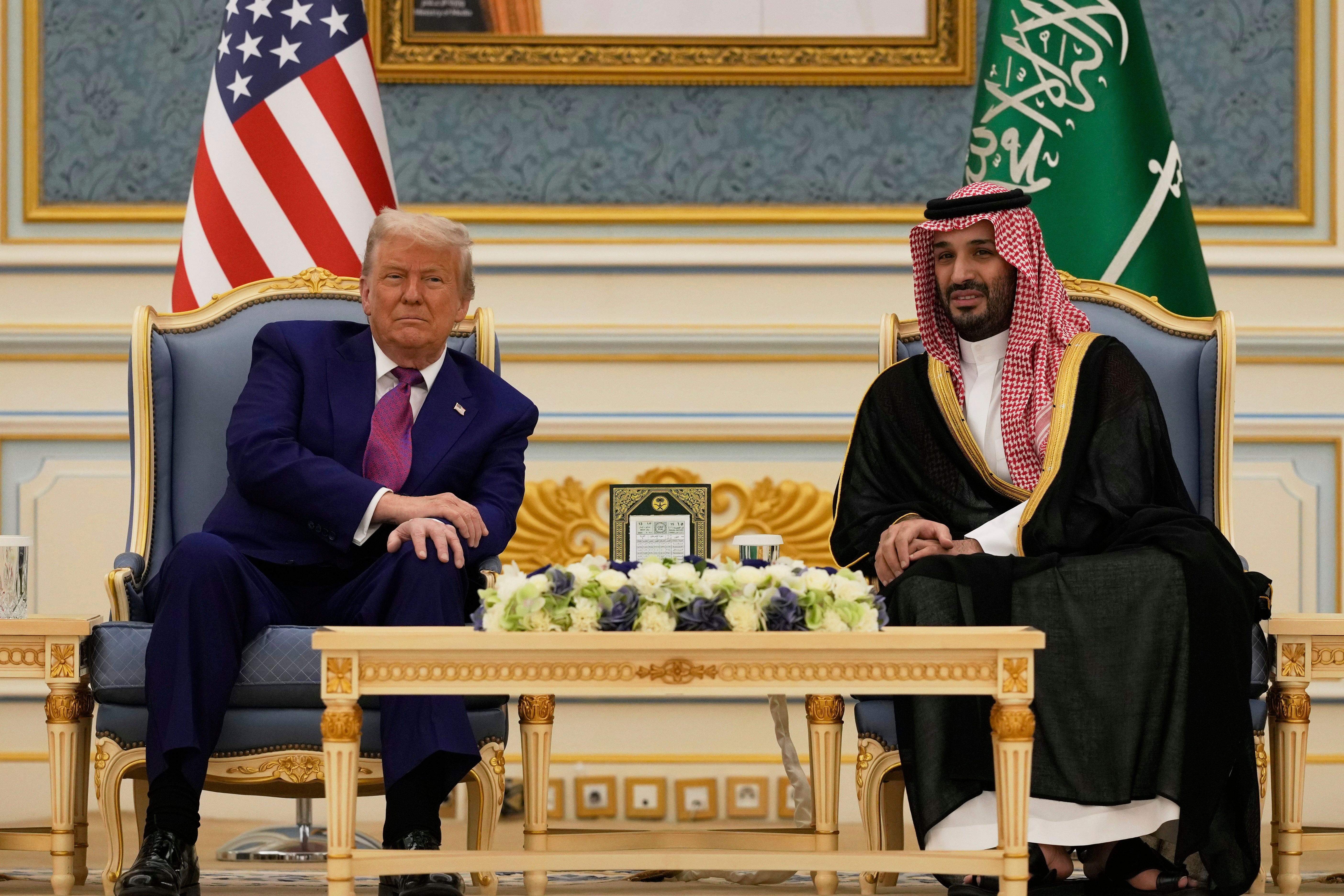 La Brújula de la Economía: España invierte en defensa y Trump llega a acuerdos millonarios en Arabia Saudí La Brújula de la Economía: España invierte en defensa y Trump llega a acuerdos millonarios en Arabia Saudí