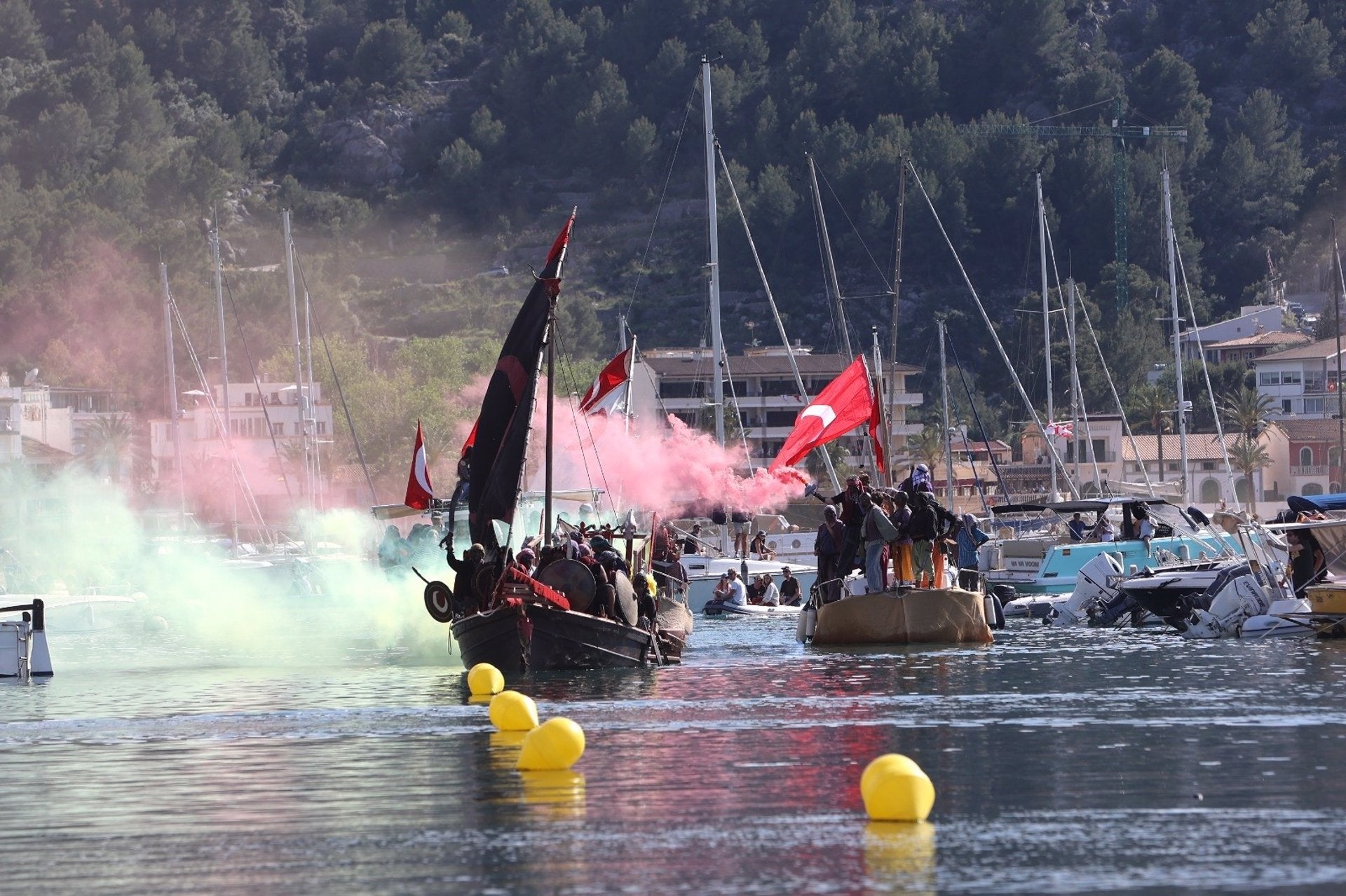 Un año más Sóller estalla con Es Firó Un año más Sóller estalla con Es Firó