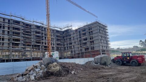 Construcción de viviendas en el barrio de Xuxán