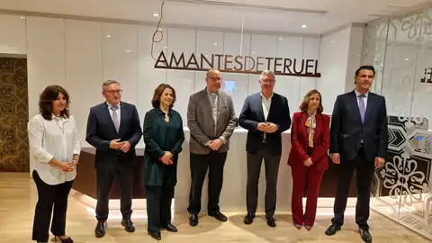 El Consejero de Turismo ha asistido a la inauguración de la reforma del Mausoleo de los Amantes MAUSOLEO AMANTES