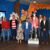 Javier Ruiz donó el traje al Museo del Carnaval de Miguelturra Javier Ruiz donó el traje al Museo del Carnaval de Miguelturra