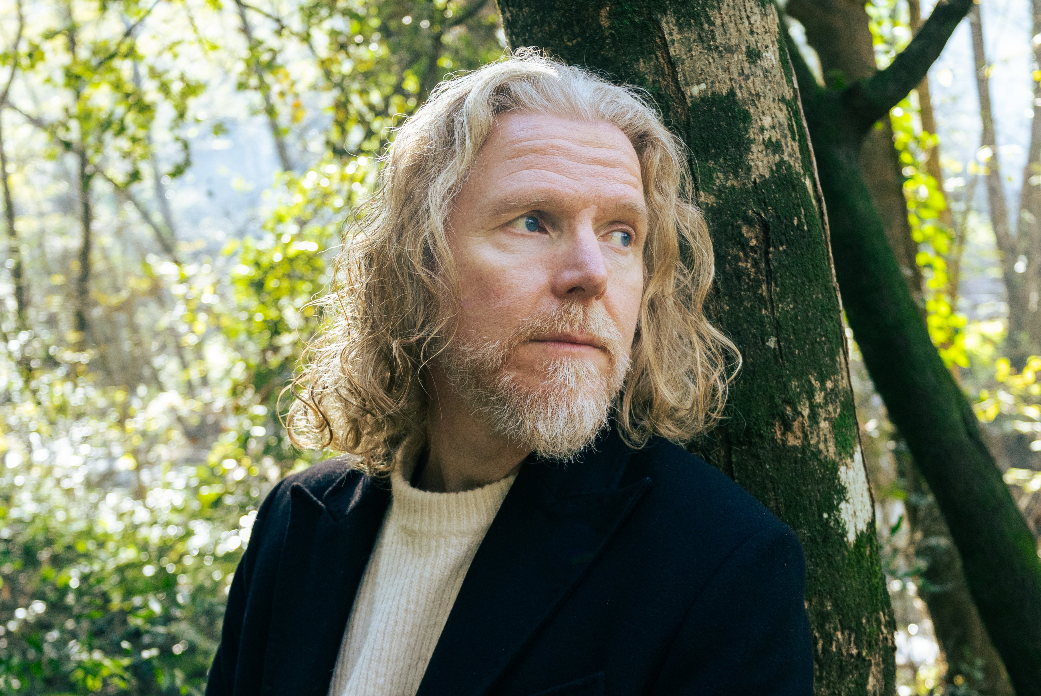 Halldór Mar versiona els grans himnes del rock català en anglès al seu nou disc 'This way, please' Halldór Mar versiona els grans himnes del rock català en anglès al seu nou disc 'This way, please'